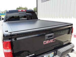 Roll n lock E series electric rolling tonneau cover