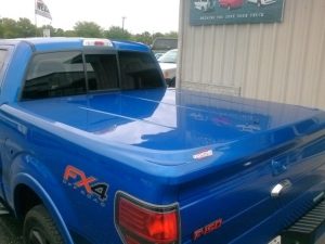 Undercover LUX painted tonneau cover